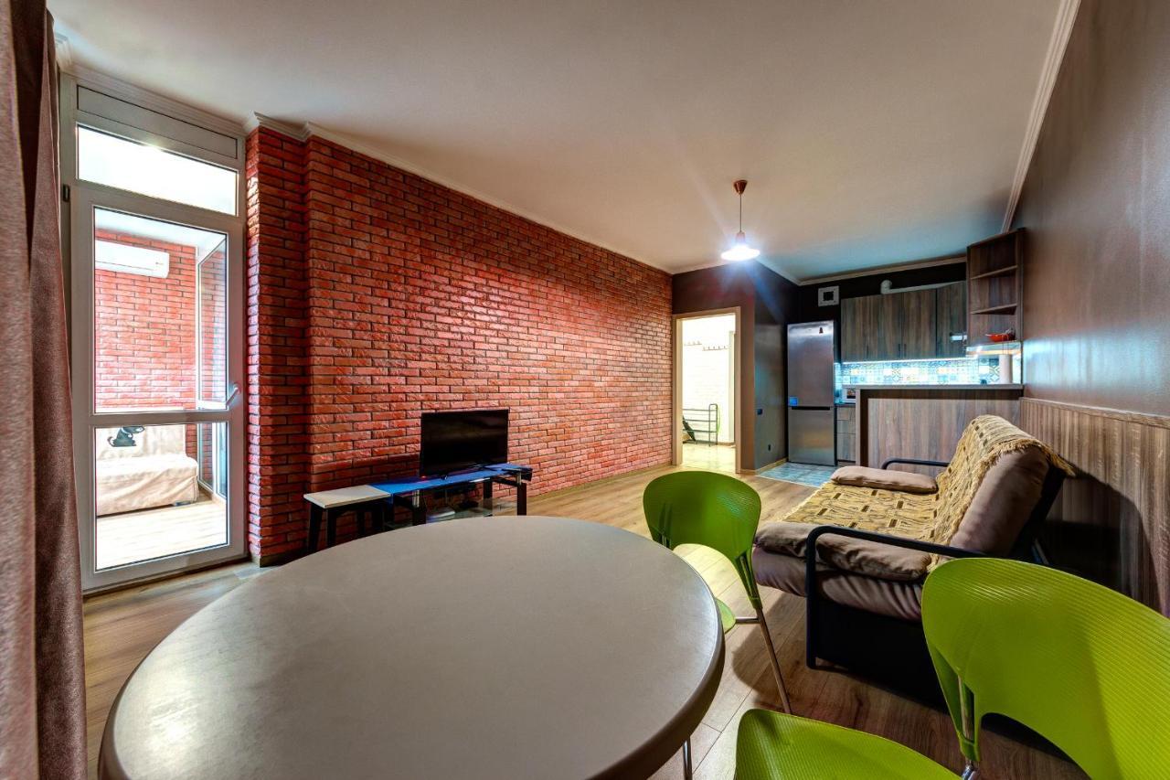 Apartments Near Ukraina Shopping Mall 키예프 외부 사진